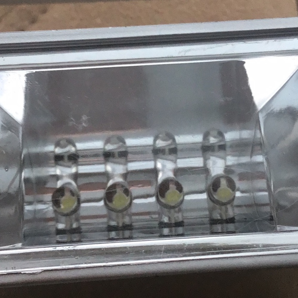 Mini strobe light - Picture 4 of 9
